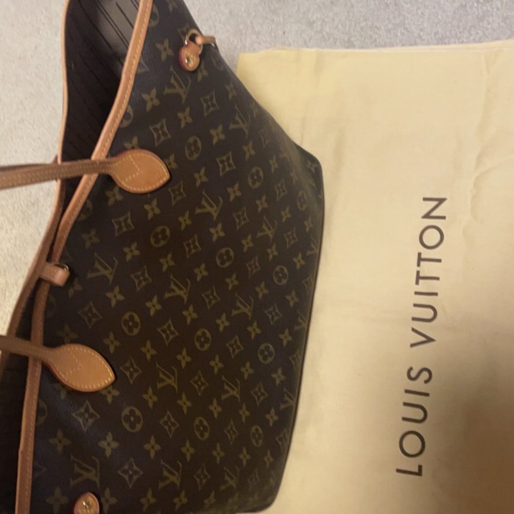 Louis Vuitton Neverfull GM Monogram Bag - Picture 11 of 13